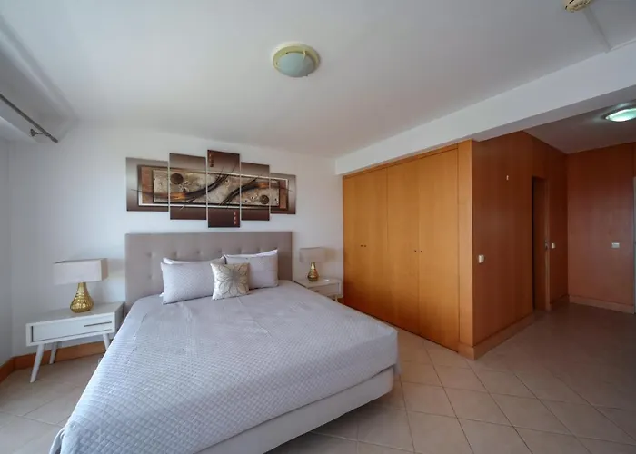 Apartman Outstanding Penthouse With Amazing Sea Views