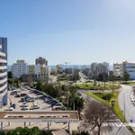 Outstanding Penthouse With Amazing Sea Views Daire
