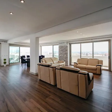 Outstanding Penthouse With Amazing Sea Views Appartement Portimão